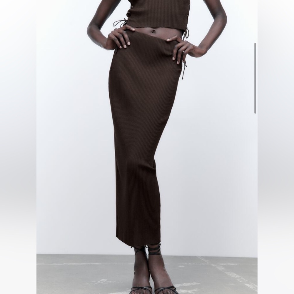 Brown ribbed midi maxi skirt